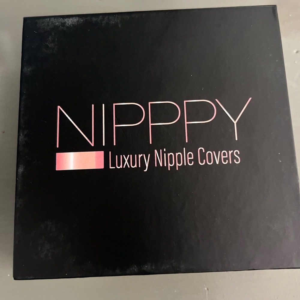 NIPPPY nipple covers. 1 pair, tan/mocha